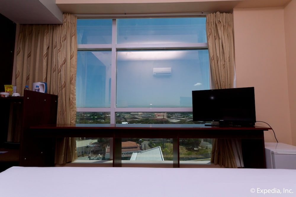 Allure Hotel & Suites Superior Executive 16