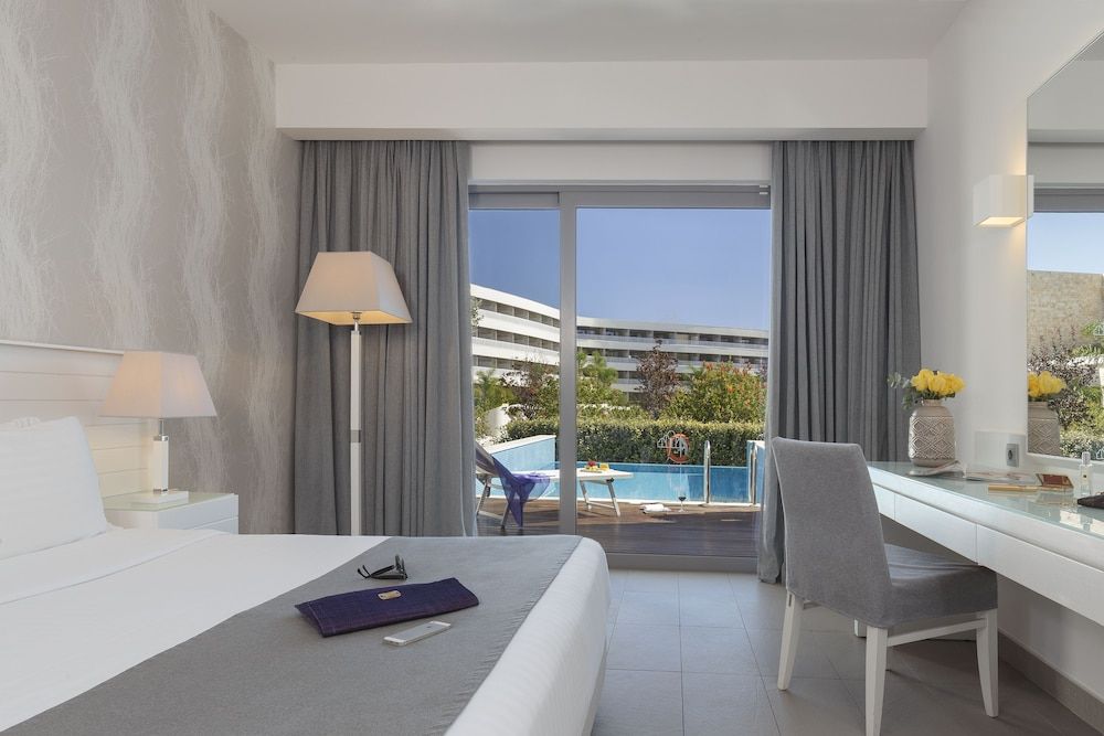 Honeymoon Room, Private Pool, Resort View