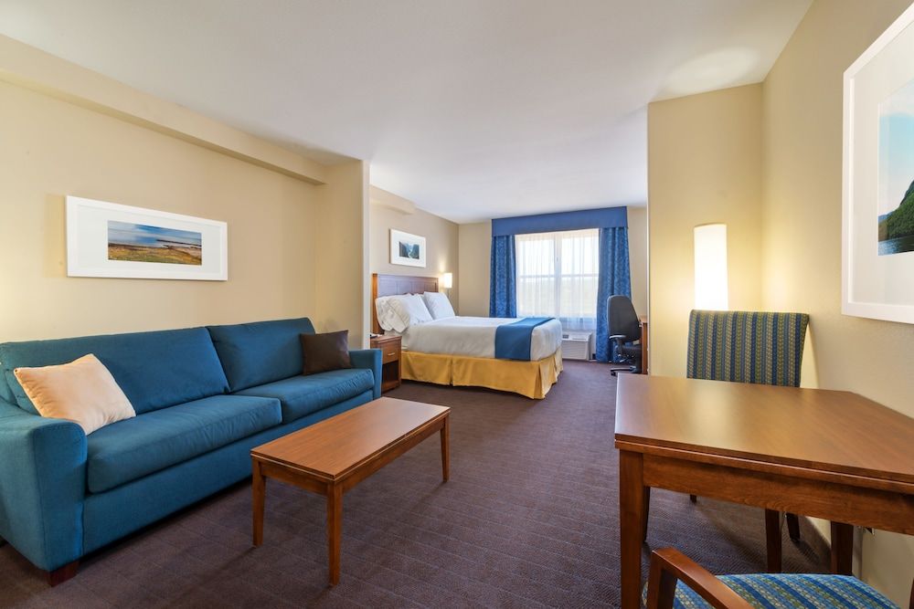 Suite, Multiple Beds