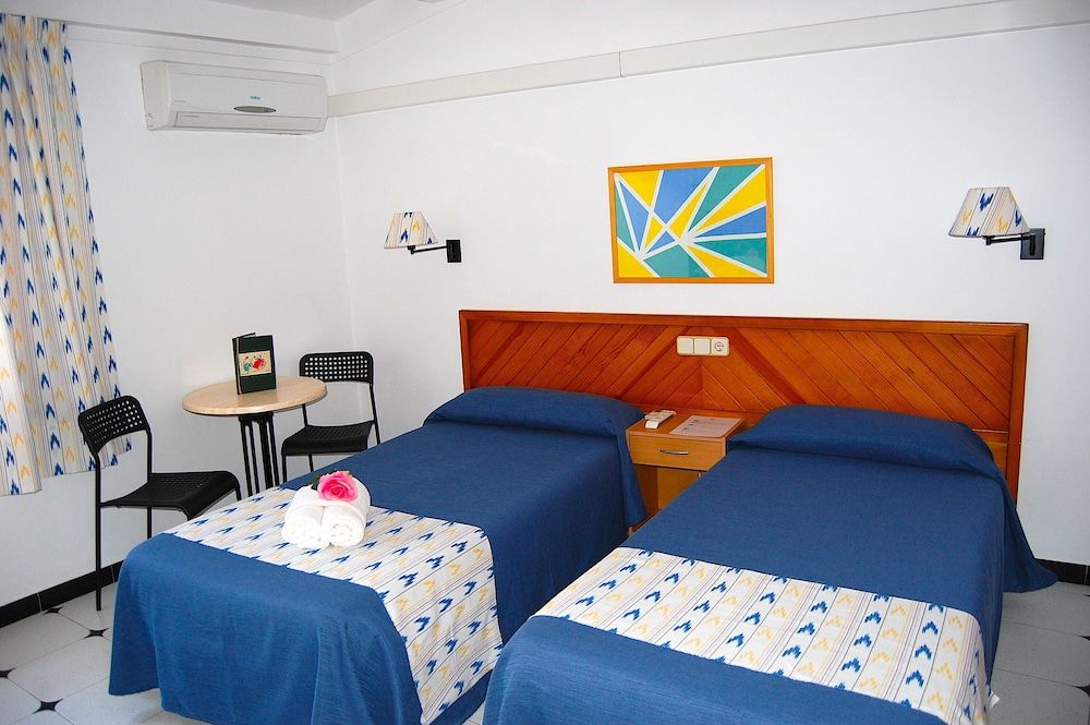 Hostal Ca'n Tiu Double Room 2
