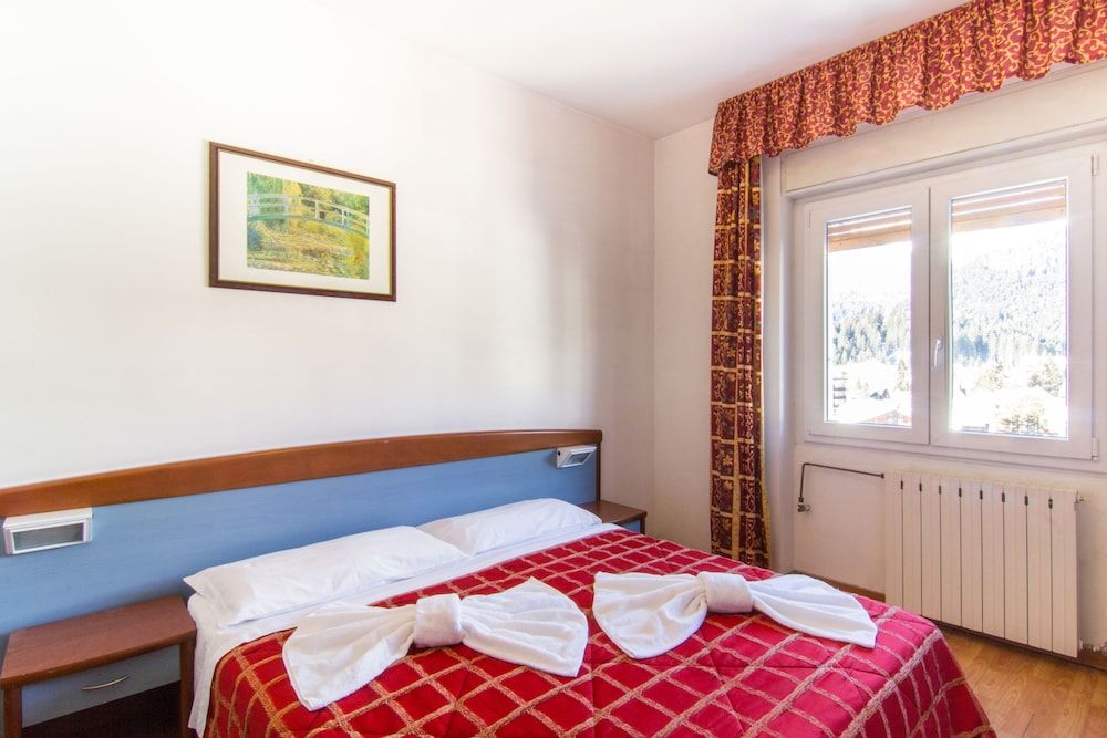 Camera Standard con letto matrimoniale o 2 letti singoli