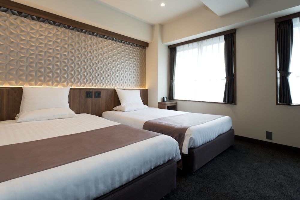 undefined Kadoya Hotel