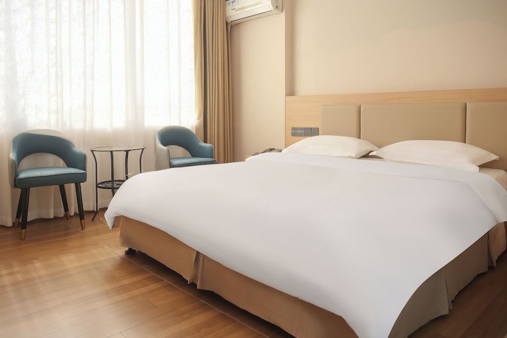 undefined Green Oasis Hotel 7