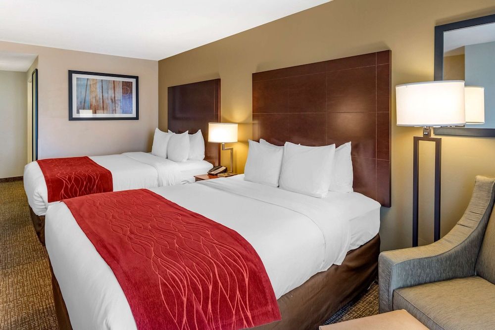 Room, 2 Queen Beds, Non Smoking