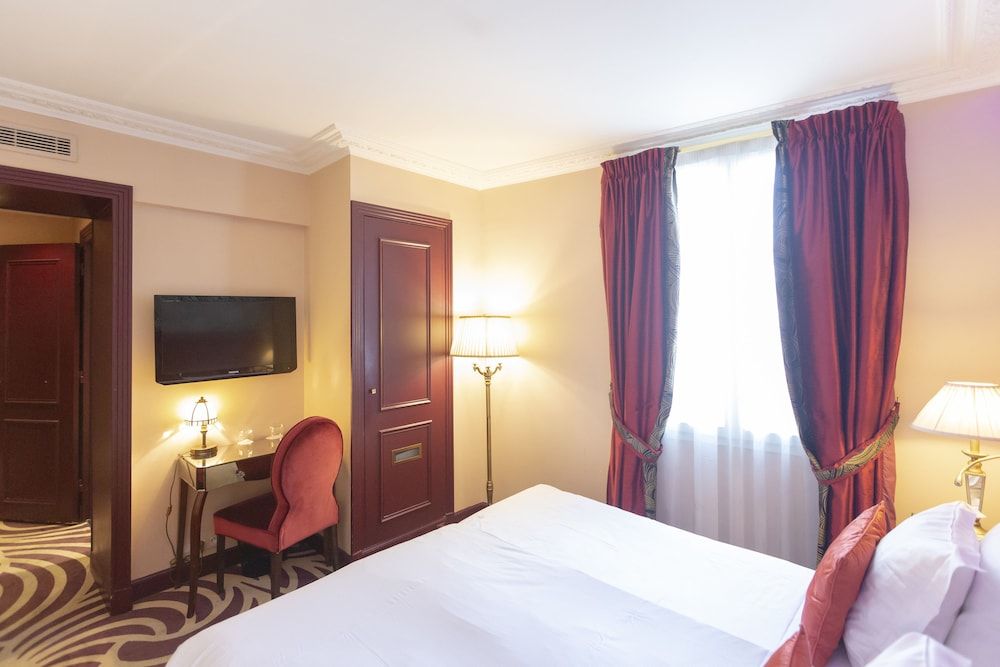 undefined Hôtel  Du Beaumont 9