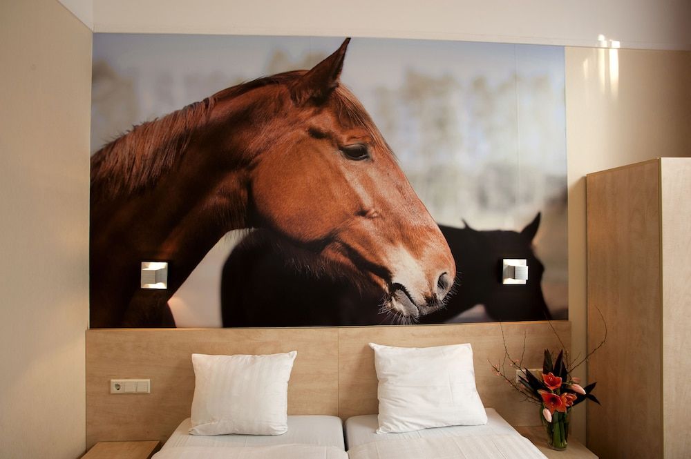 undefined Hotel Iron Horse 5