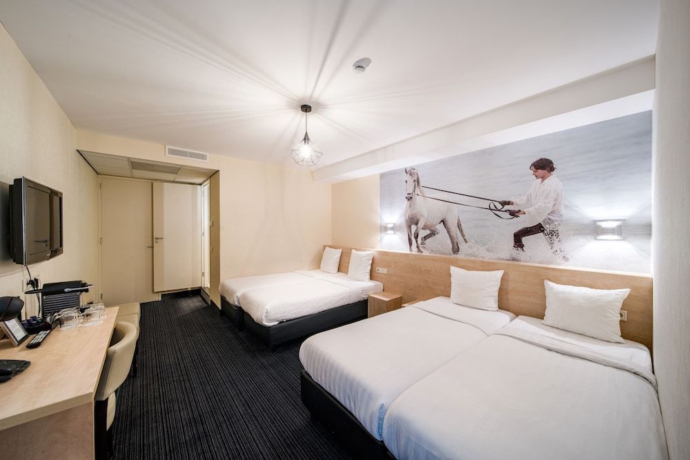 undefined Hotel Iron Horse 3