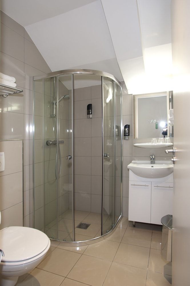 undefined Hotel Iron Horse 7