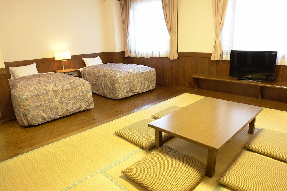 Rakuchin Hotel