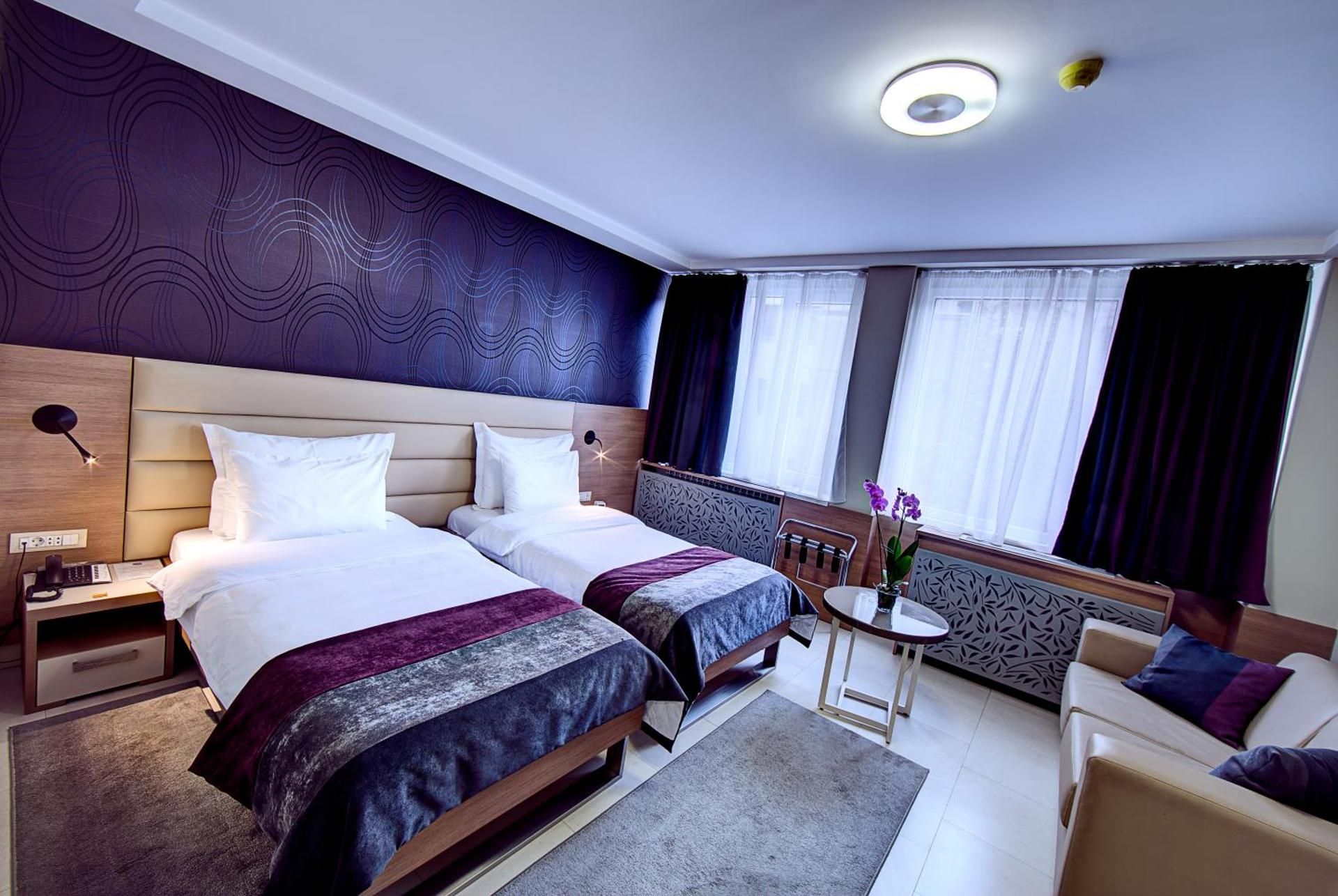 Twin Room with Free Parking