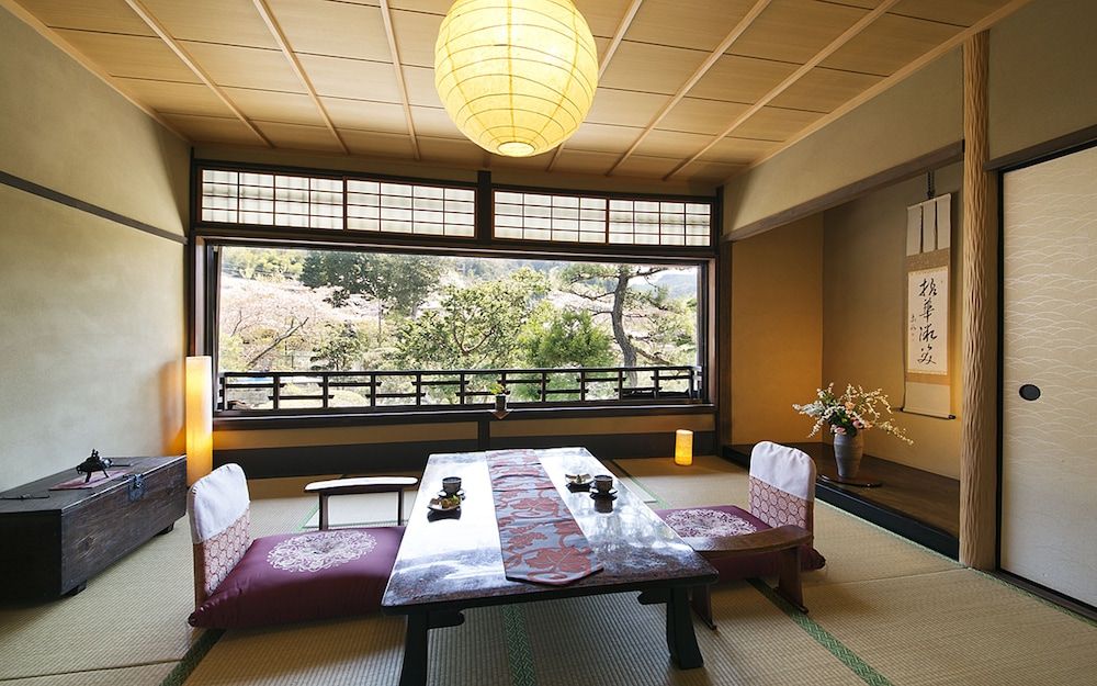 Superior Room, Multiple Beds, Shared Bathroom
