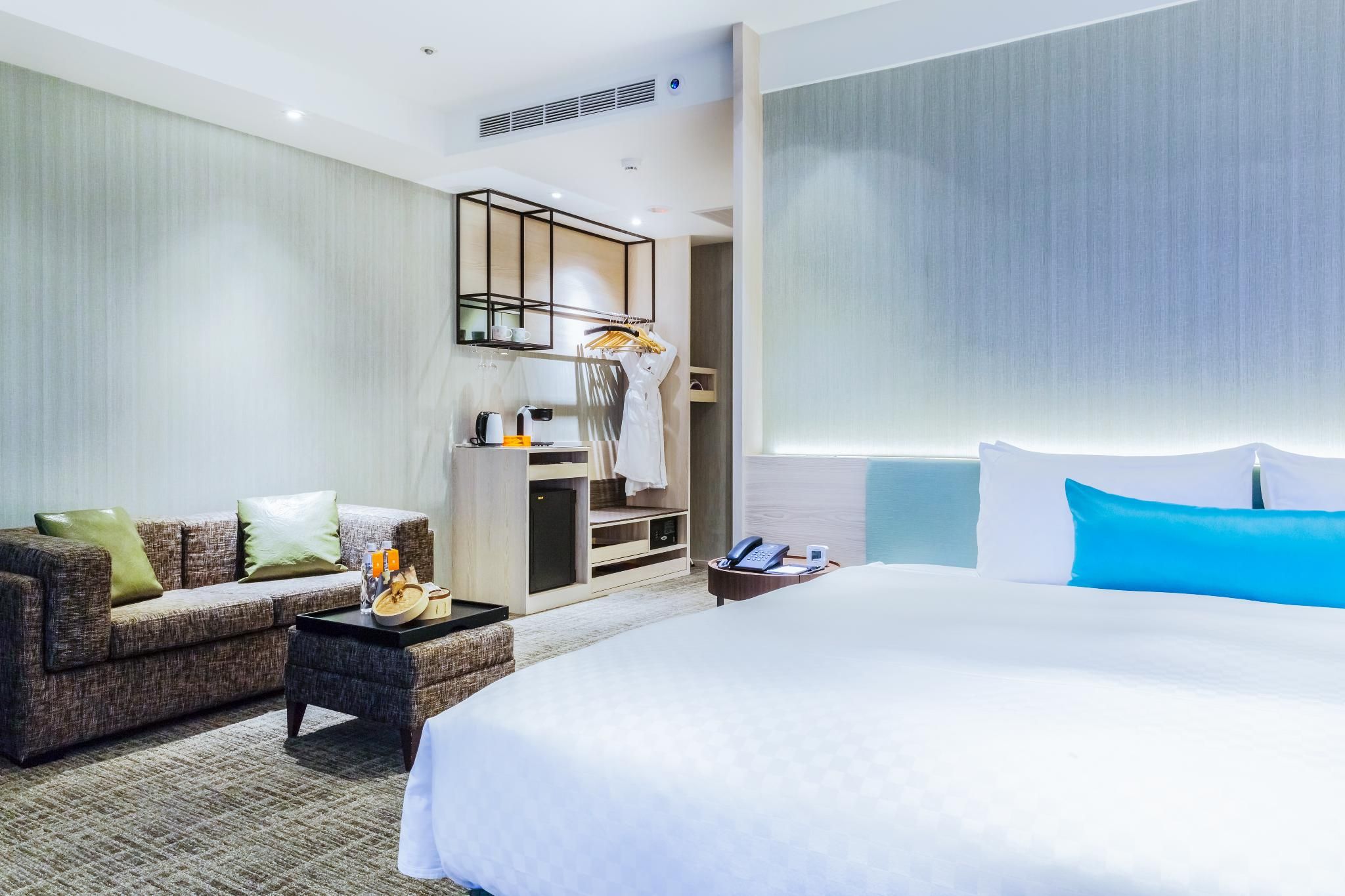 undefined Pacific Business Hotel 5