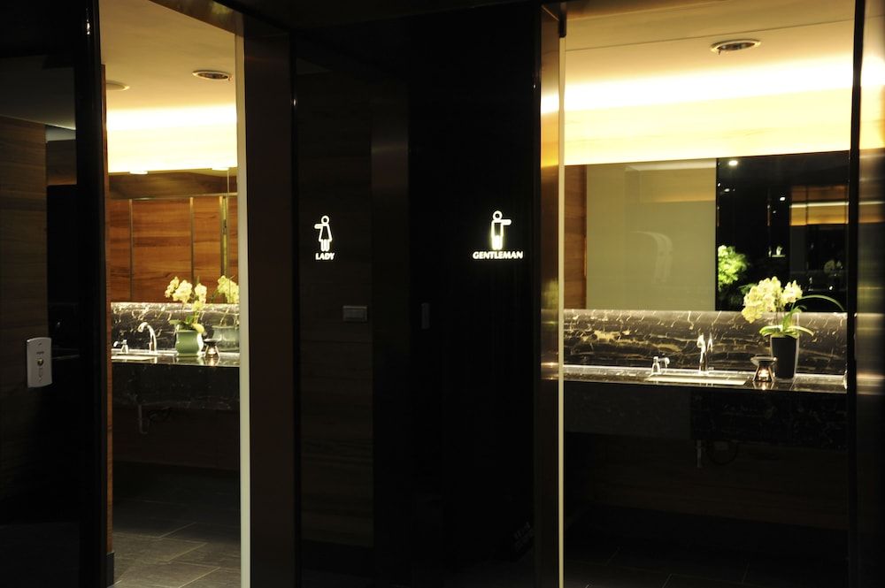 undefined Pacific Business Hotel 9