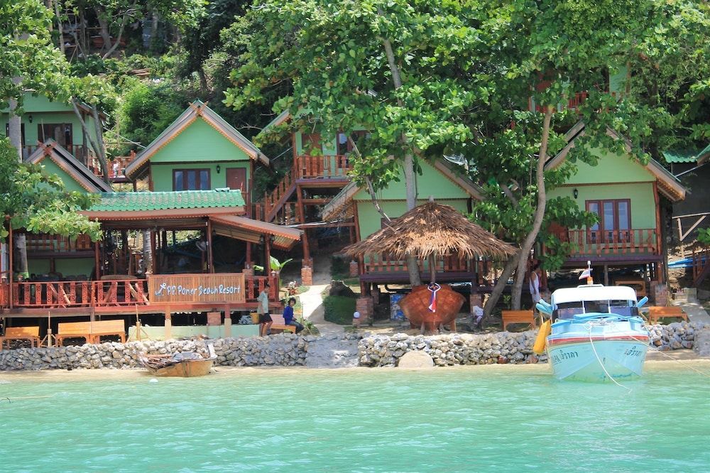 undefined Phi Phi Power Beach Resort 2