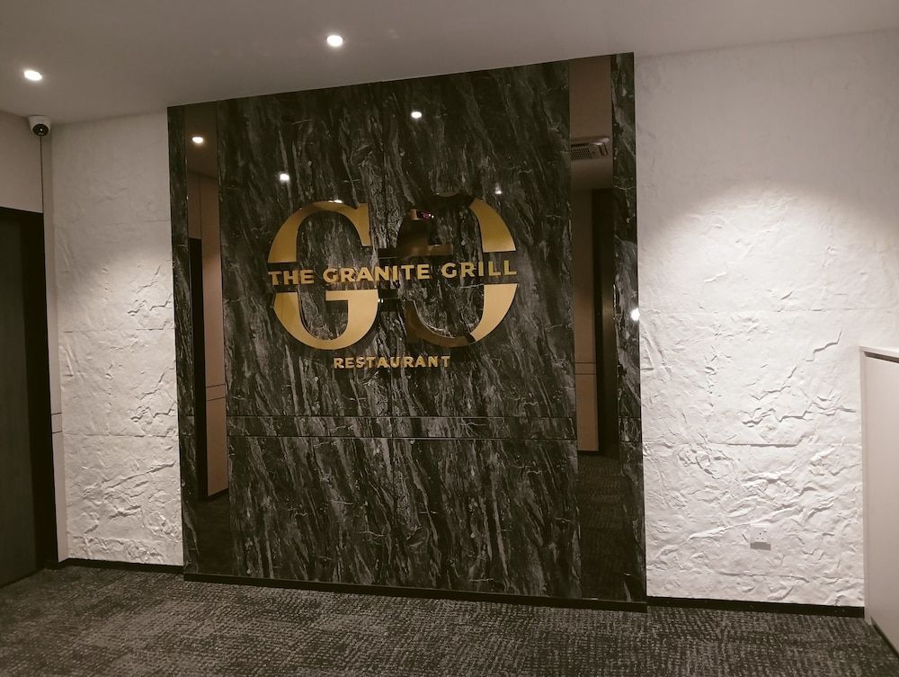 undefined Hotel Regal Vista 6