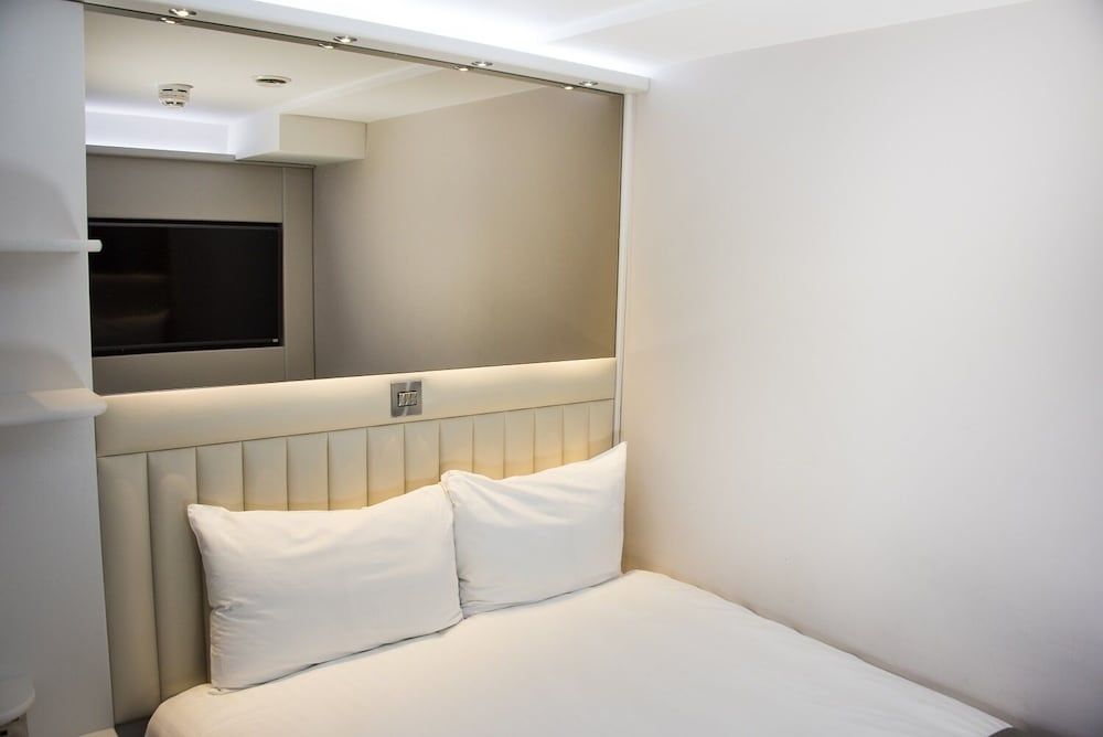 Point A Hotel - Westminster, London Double Room, No Windows 10