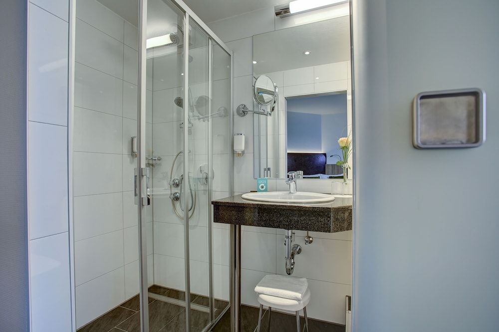 Trip Inn Hotel Esplanade Standard Double Room 10