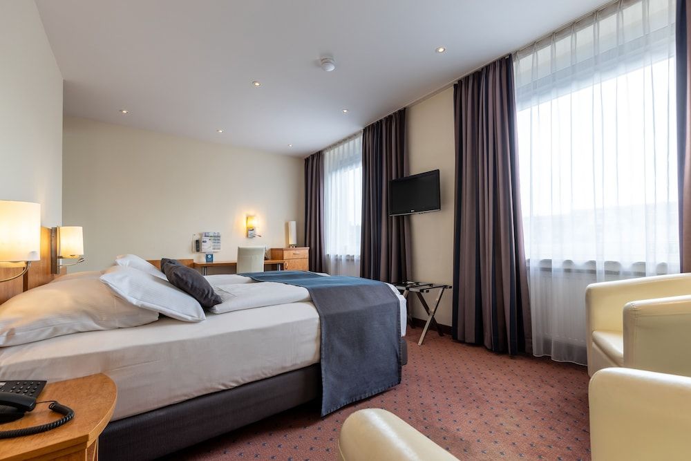 Trip Inn Hotel Esplanade Standard Double Room 5