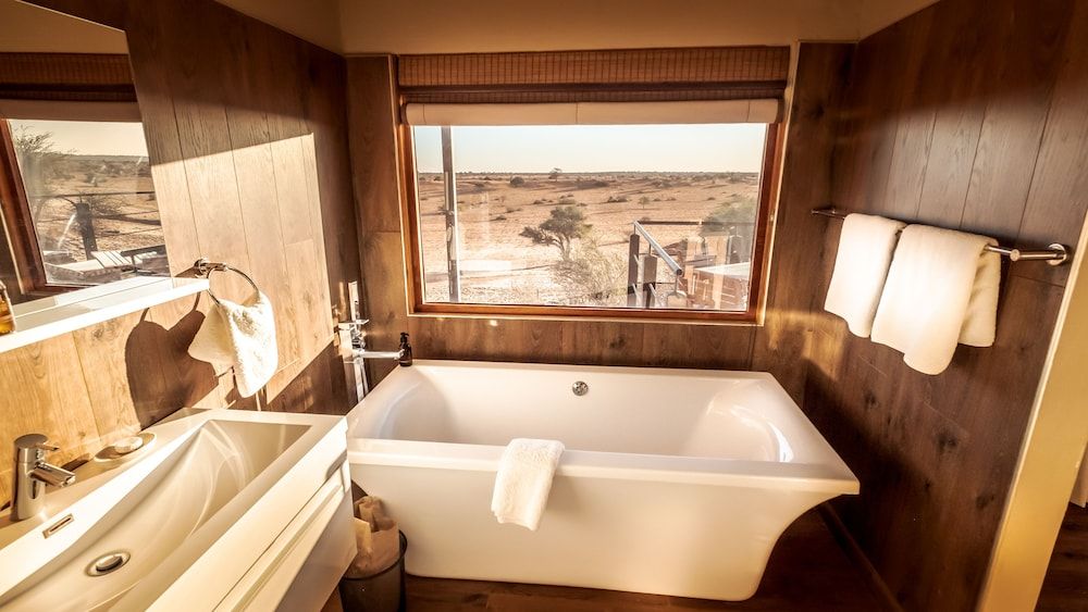 Bagatelle Kalahari Game Ranch Dune Exclusive Chalet 8