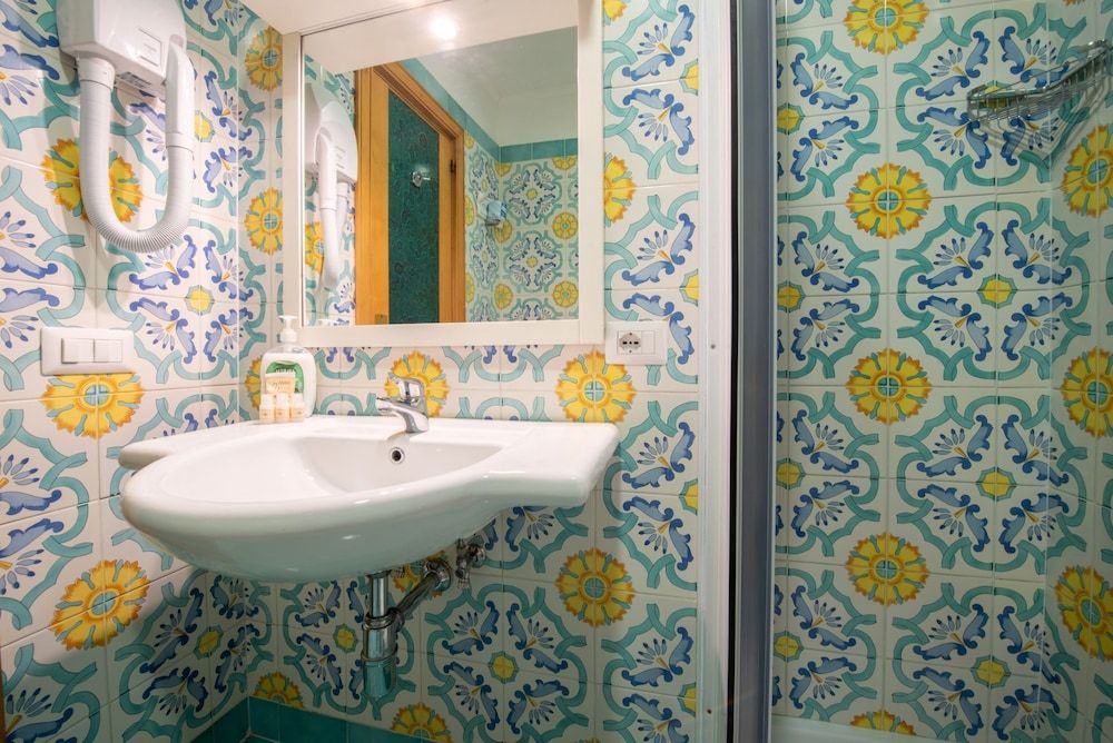 undefined Hotel Ascot 7