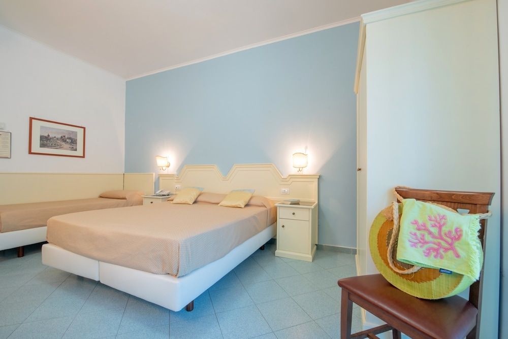 undefined Hotel Ascot 4