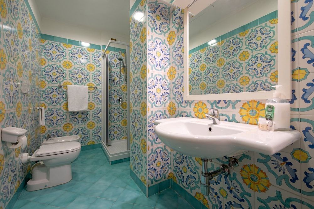 undefined Hotel Ascot 6