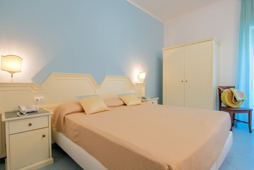 Hotel Ascot Classic Double or Twin Room, Balcony 3