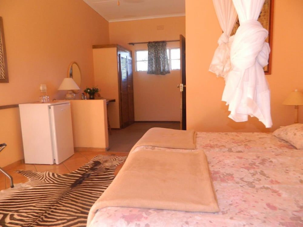 Corona Guest Farm Standard Room 5