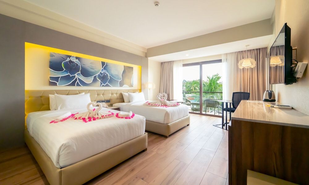 Boracay Ocean Club Premier Room 4