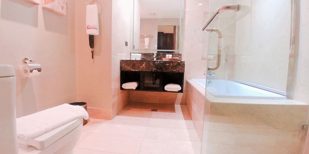 Boracay Ocean Club Premier Room 8