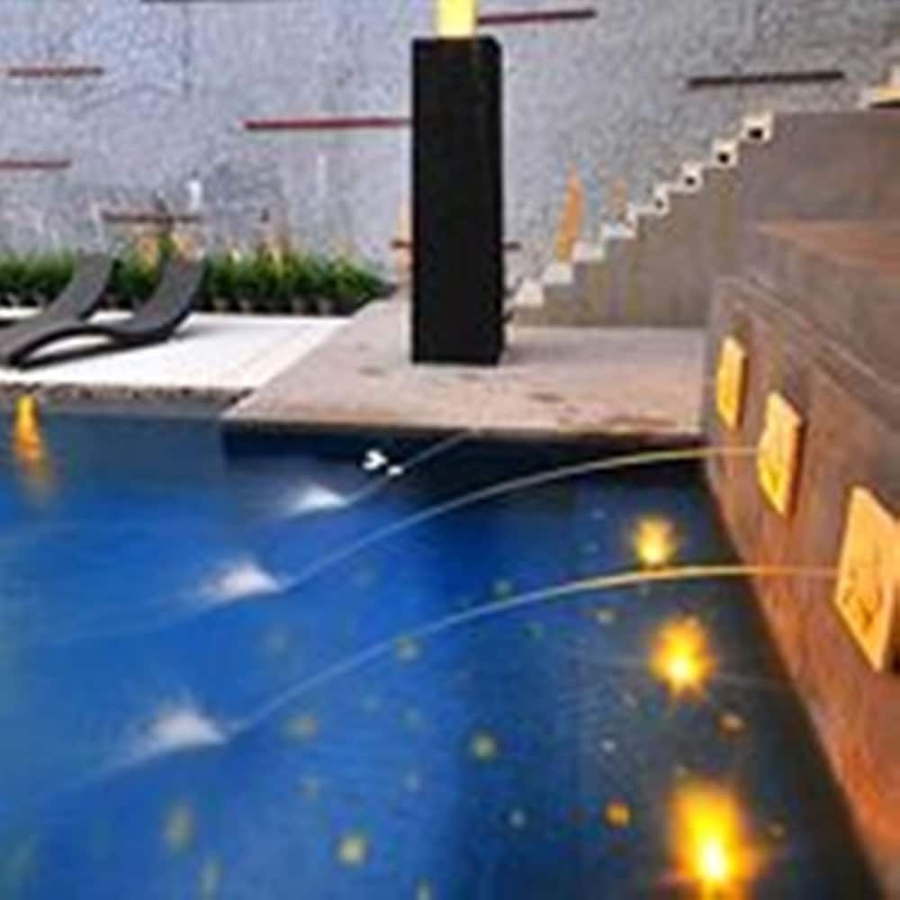 undefined Surintra Boutique Resort 9