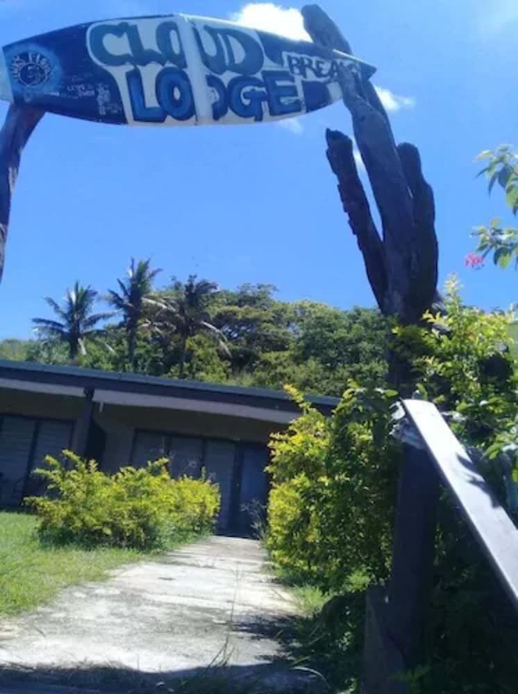Funky Fish Beach & Surf Resort - Hostel Cloud Break View Room 4