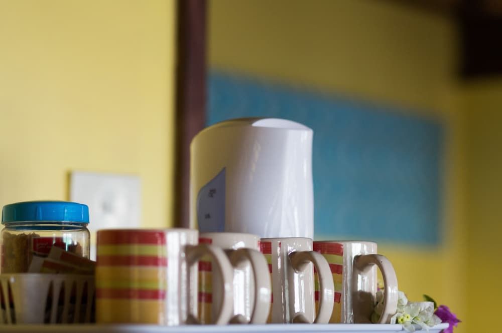 Funky Fish Beach & Surf Resort - Hostel Two Bedroom Beachfront Bure 6