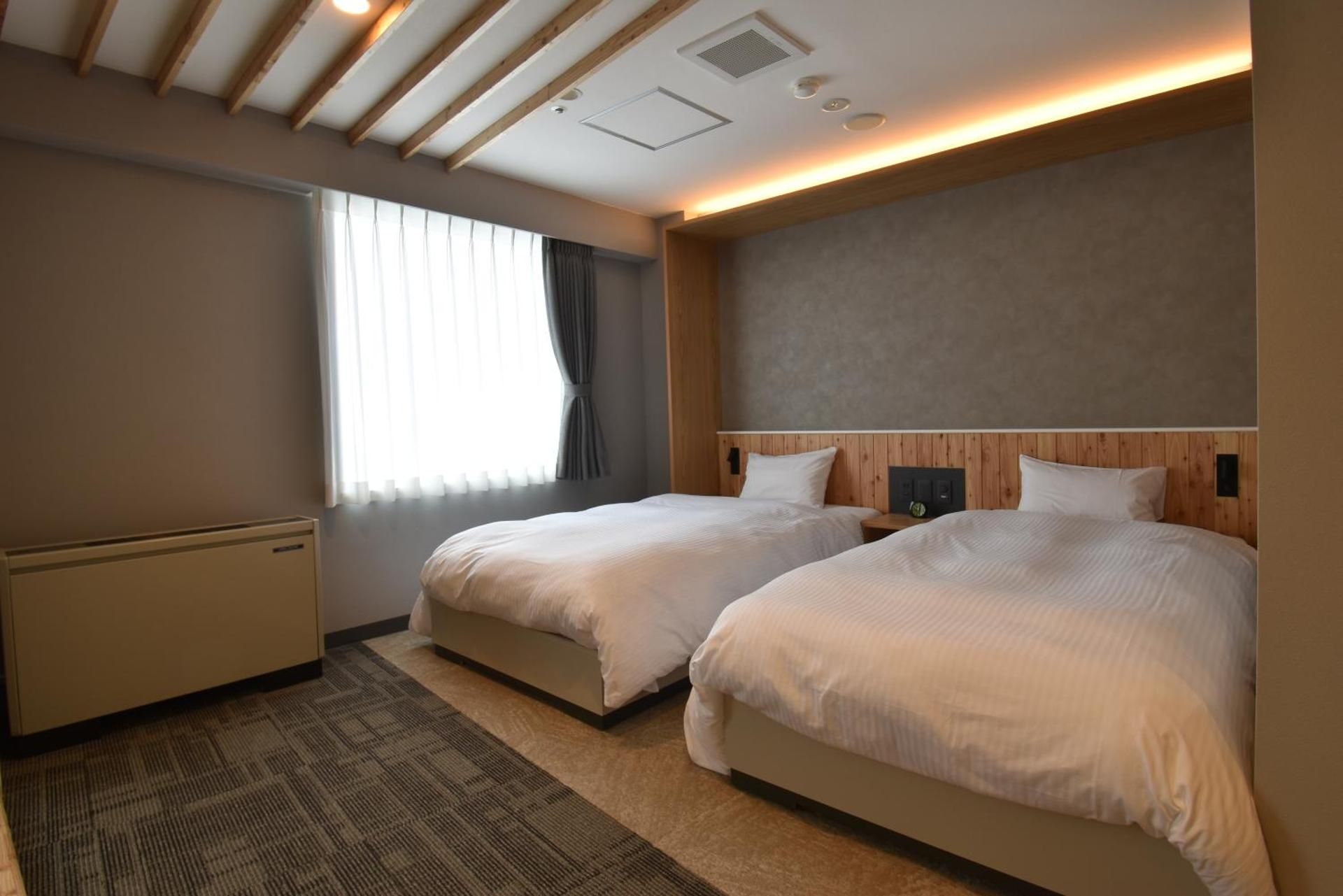 Premium Twin Room with Tatami Area & Shower- Non-Smoking