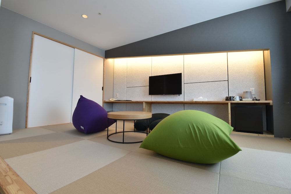 Hotel ParkHills Premium Japanese-Western room, 2 Single Beds, Non Smoking 6