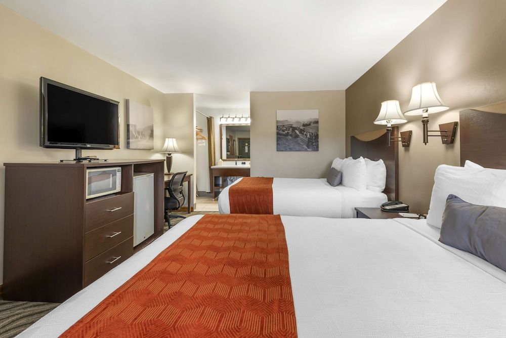 Best Western Plus Rio Grande Inn Standard Room, 2 Queen Beds, Non Smoking, Refrigerator & Microwave (Pet Friendly)