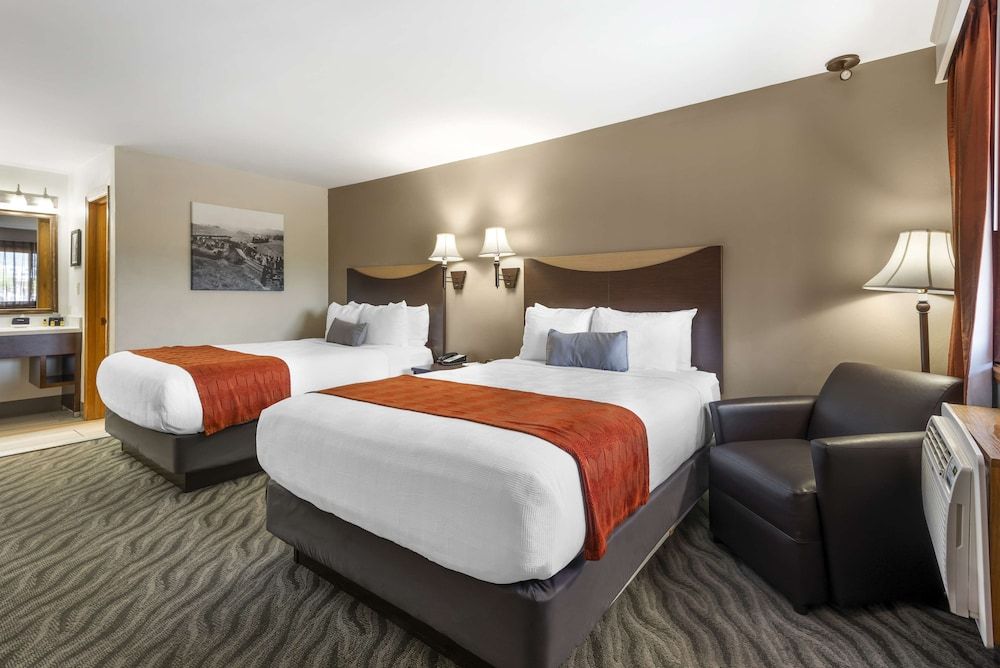 Best Western Plus Rio Grande Inn Standard Room, 2 Queen Beds, Non Smoking, Refrigerator & Microwave (Pet Friendly) 3