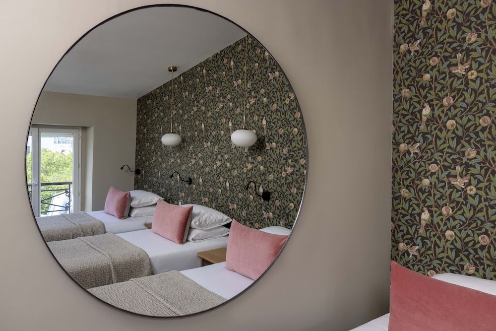 undefined Le Petit Beaumarchais Hotel & Spa 4