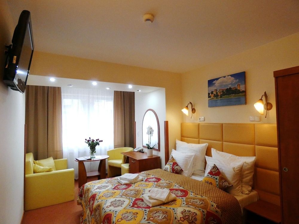 Aparthotel Adler Double or Twin Room, Kitchenette 2