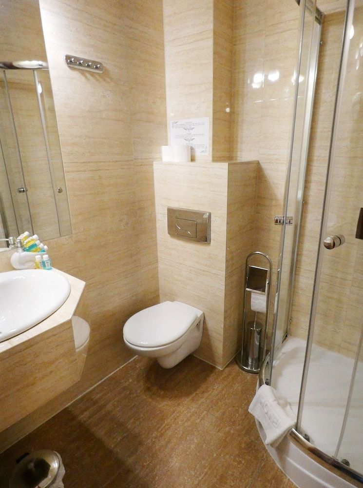 Aparthotel Adler Double or Twin Room, Kitchenette 24