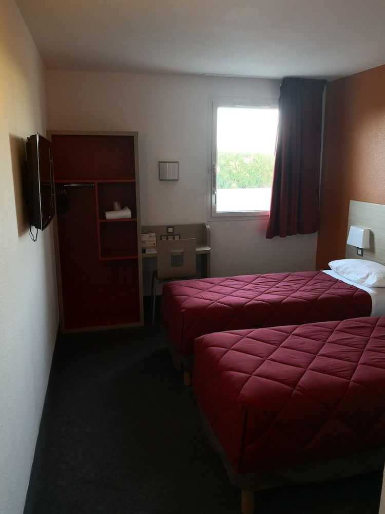 Standard Room, 2 Twin Beds