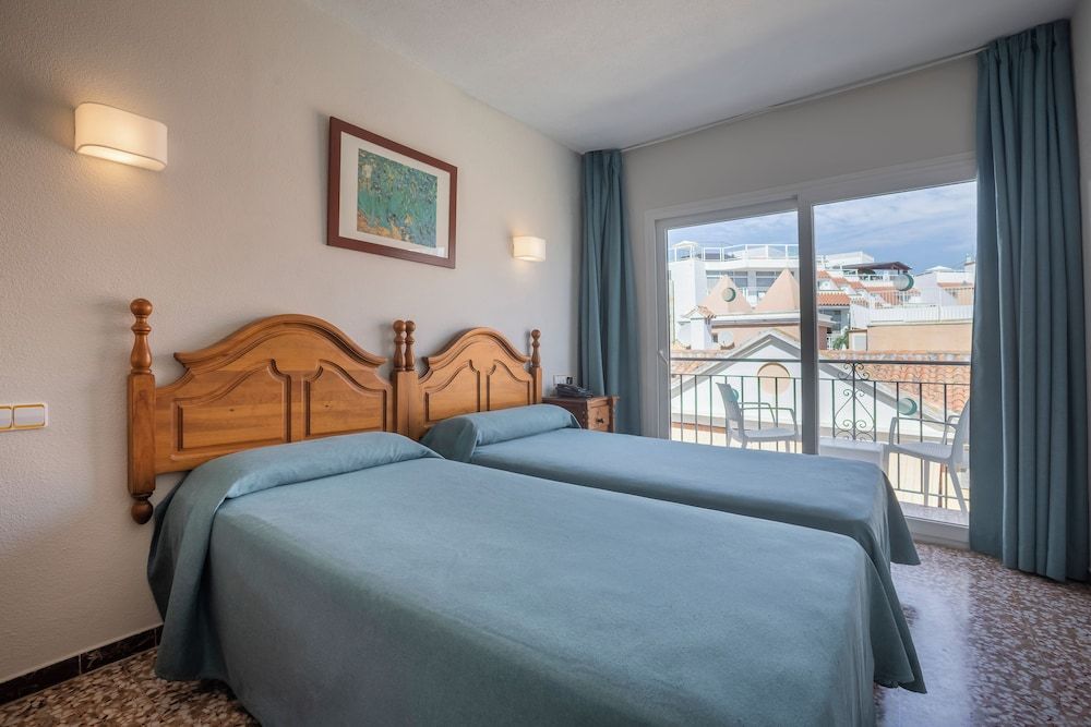 Double Room, Balcony, City View