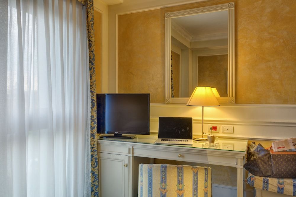 Hotel Continental Brescia Double Room (Elegance) 3