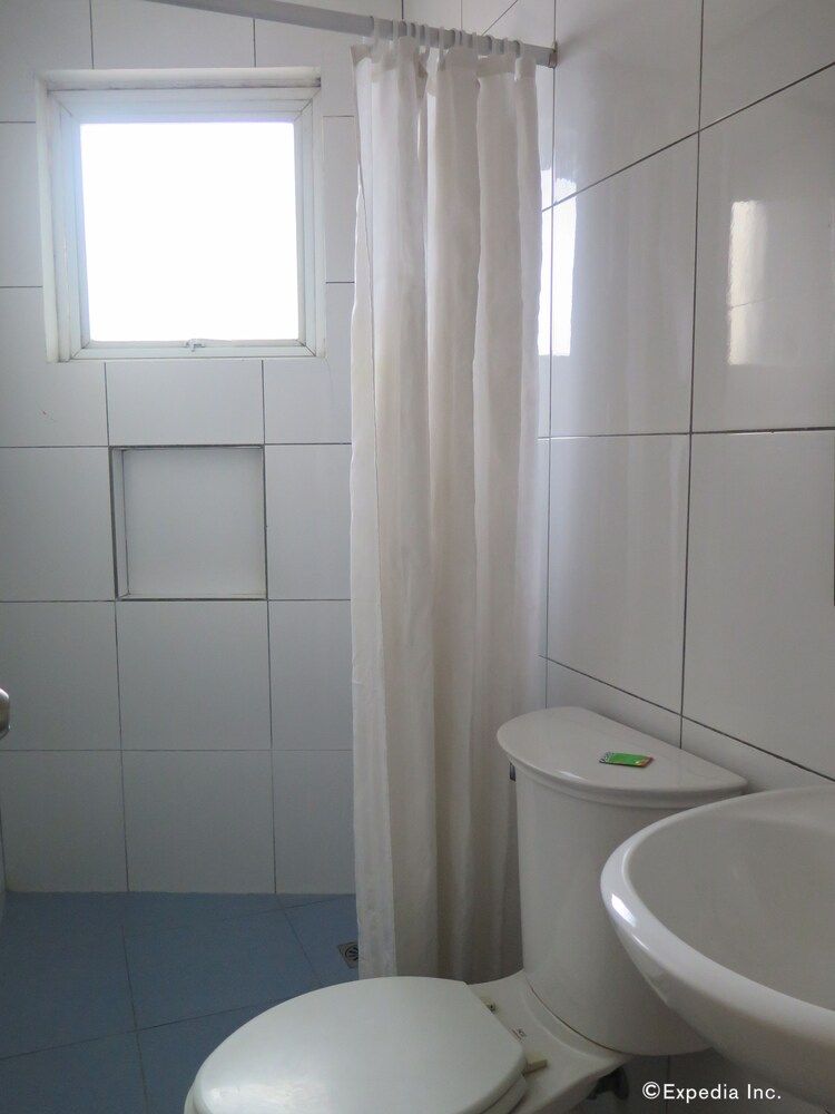 Cinfandel Suites Standard Single Room, 1 King Bed 10