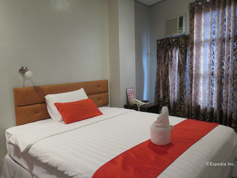 Cinfandel Suites Standard Single Room, 1 King Bed 6