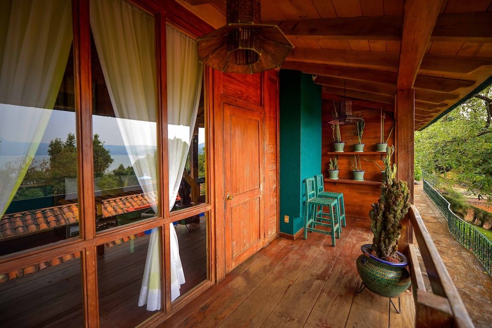 Zirahuen Forest And Resort Romantic Cabin 3