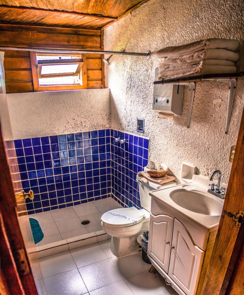 Zirahuen Forest And Resort Grand Cabin 4