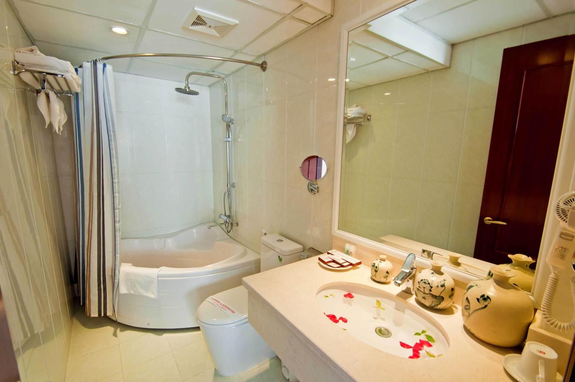 La Beaute De Hanoi Hotel Deluxe Double or Twin 3
