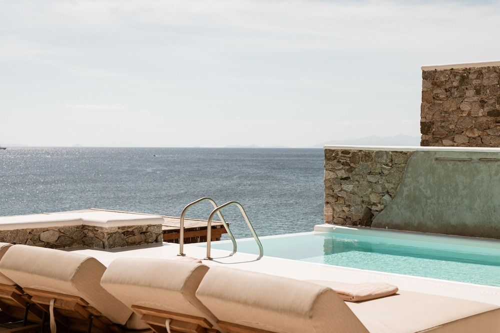Casa Del Mar Mykonos Seaside Resort
