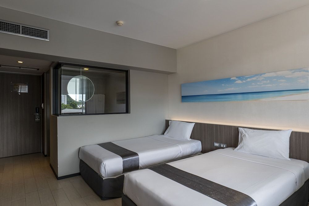 undefined Pearl Hotel Phuket 8